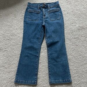 Madewell Mid Rise Kick Out Patch Pocket Jeans in size 27P.